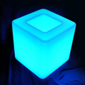 Light up Planter Cube / 18"